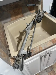 Evo X Windshield wiper Assembly with Motor - Picture 1 of 9