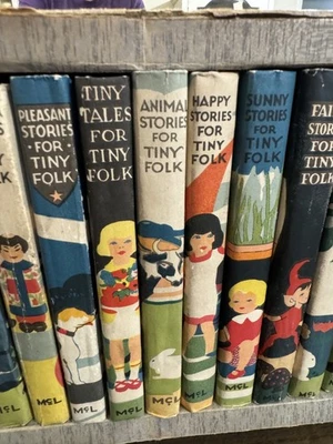 Little Big Books 1928 Set Of 12 Nature Sunny Fairy Stories For Tiny Folk Puppy Foto 1 de 4