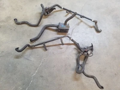 Mangueras/bote de válvula de emisión de 4,9 L | Se adapta a Ford F250 F350 1985-1996 Foto 1 de 4