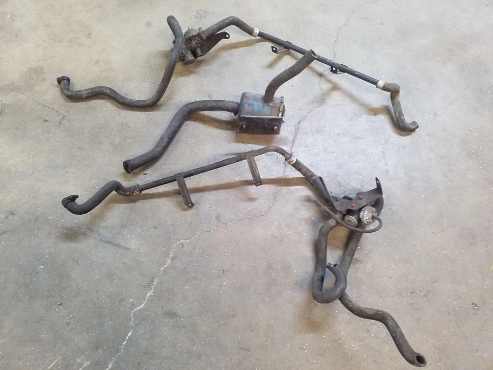 4.9L Emission Valve Hoses / Canister | Fits 1985-1996 Ford F250 F350 - Image 1 of 4