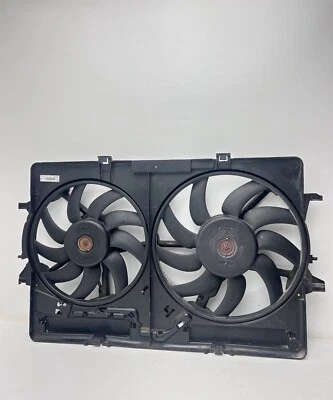AUDI A4 A5 Q5 ALLROAD 2013-2016 2,0 T MOTOR VENTILADOR MONTAJE OEM 8K0121003P Foto 1 de 4
