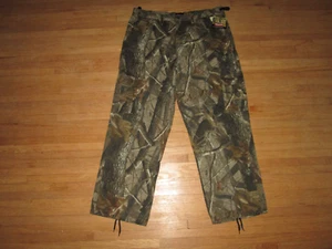 Men's OUTFITTERS RIDGE Camo Realtree Hardwoods Cargo Pants Size XL 40/42 * NWT - Picture 1 of 7