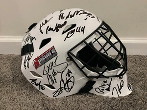 Neu Trikot Devils 2019-20 Team Unterzeichnet Torwart Maske W / COA Stecker - Picture 1 of 3