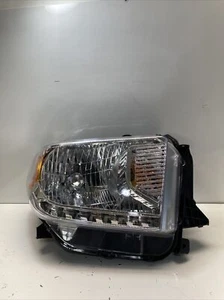 Halogen Headlight Headlamp Passenger Side RH RF for Toyota Tundra Pickup Truck - Picture 1 of 11