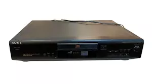 Sony CDP-XE300 CD-Player Digital-Servo-System High Density Linear Converter - Bild 1 von 11