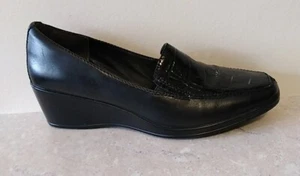 Black Ladies Hush Puppies Sz 39 Nissa Patent Leather Croc Look Tab Wedge New - Picture 1 of 8