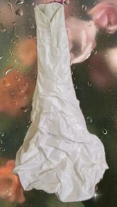 NWT Allure  Bridals Wedding Dress, Size 0 - Picture 1 of 5