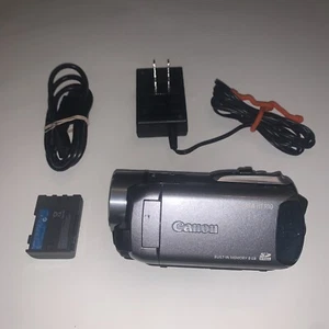 Canon Vixia HF R10 HD 20x Zoom Camcorder Video Camera - Picture 1 of 9