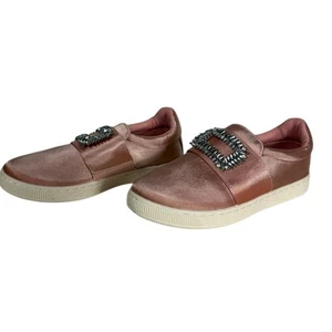 NIB Qupid Shoes Women's Pink With Rhinestones Size 7 - Picture 1 of 5