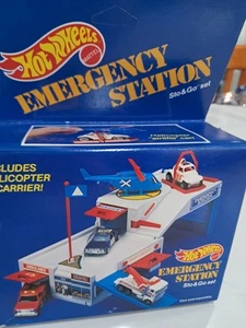 RARO ~ Hot Wheels ~ Juego Sto & Go ~ Emg. Estación~ ¡NUEVA EN CAJA SELLADA! Malasia - Imagen 1 de 10