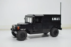 Custom schwarzer Polizei SWAT Truck MOC Modell gebaut kompatibel mit echten LEGO® Steinen - Bild 1 von 4