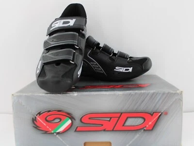ZAPATOS DE CICLISMO SIDI PARA HOMBRE ZETA NEGROS CARRERAS CARRETERA TURISMO UE 38,5 NUEVOS EN CAJA CON MANUAL Foto 1 de 4