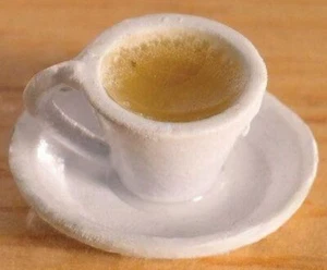 Tasse Tee für Puppenhaus der 12. Skala (4660) - Bild 1 von 1