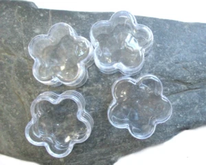 6 transparente Perlendosen Blumenform 3,2 x 3,1 mm - Bild 1 von 1