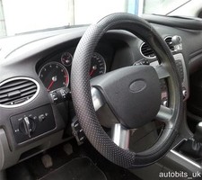 CAR STEERING WHEEL COVER PROTECTOR UNIVERSAL BLACK PERFORATED PU LEATHER T