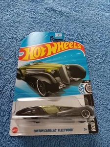 HOT WHEELS CUSTOM CADILLAC FLEETWOOD GREEN 2018 - Picture 1 of 6