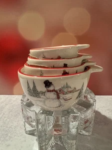 Raro misurino natalizio in ceramica Williams Sonoma - pupazzo di neve scena invernale - Foto 1 di 9