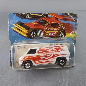 Vintage Hot Wheels Super Van #7649 White Flames Trailbusters Tough Blackwall - Picture 1 of 11
