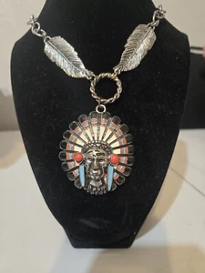 Collana Guerriero Capo Gioielli Piume Sud Ovest Colorata - Foto 1 di 6