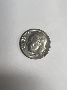 United States Dime Coin 1983 Random - 1 Single Coin - Picture 1 of 1