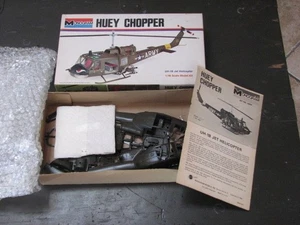 Monograma 1:48 Modelo B Huey Gunship ¡RARO! (Kit 6809) - Imagen 1 de 1
