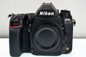 Nikon D780 24,5 MP DSLR CORPO CON SOLO 10.980 OTTURATORI!!! Come nuovo - Foto 1 di 11