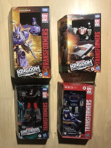Transformers Kingdom Siege RED Series Lot of 4 Cover