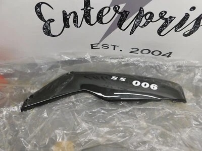 Panel de cubierta lateral negro Ducati 900ss 900 ss NUEVO NOS 48230092A #1 1424    Foto 1 de 4