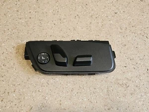 Schalter BMW G30 G31 G32 Sitzverstellung Rechts Seat Adjustment Right 9330918 - Picture 1 of 6