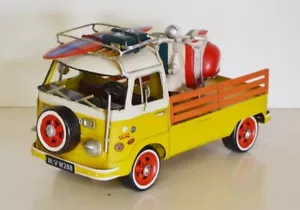 Coche de Chapa Nostalgia Modelo Vacaciones Camping Bulli en Amarillo Oldtimer L - Imagen 1 de 4