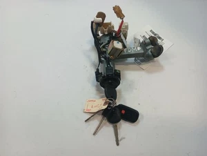 Ignition Switch w/4-Keys from 1999 Toyota 4 Runner 12382314 - Picture 1 of 14