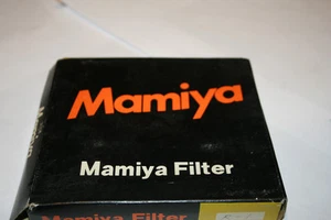 58mm MAMIYA YELLOW GREEN OPTICAL GLASS SCREW IN FILTER NEW OLD STOCK WITH CASE - Picture 1 of 1
