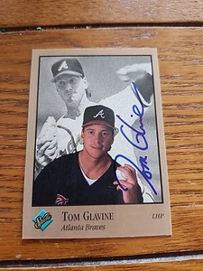 Tom Glavine Autographed 1992 Leaf Studio Card #4 Atlanta Braves - Picture 1 of 3