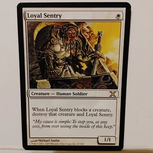 LOYAL SENTRY -- MTG - 10th Edition - NM - Picture 1 of 1