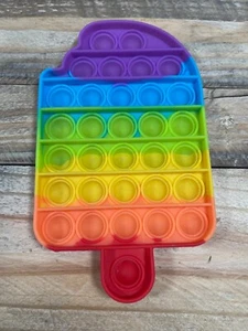 Pop It Popsicle Rainbow Fidget Giocattolo Push Bubble Sensoriale 7x4” Flex Silicone Figura - Foto 1 di 6