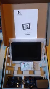 DIGITAL Spectrum Picture Frame NuVue 700 Plus New Holds 1450 Pictures NIB - Picture 1 of 6