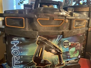 NUEVO TRON Legacy Reconocedor Juego Estuche de Transporte Serie 1 para Vehículos Diecast - Imagen 1 de 8