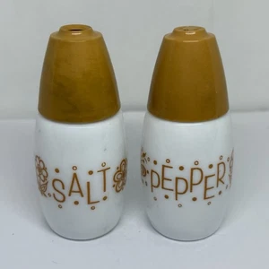 Westinghouse Gold On White Flowers & Butterfly Glass Salt and Pepper Shakers - Picture 1 of 5