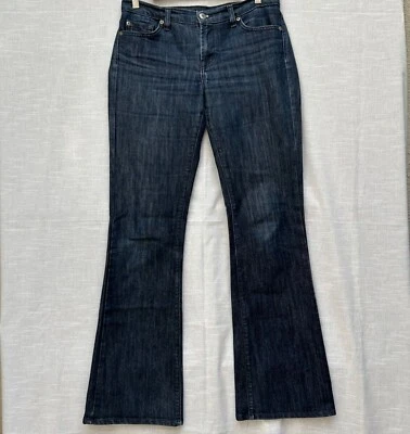 Ropa de mezclilla David Kahn talla 28 Bootcut diseño lentejuelas lavado oscuro bolsillo trasero Foto 1 de 4