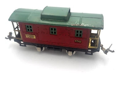 Lionel Lines Prewar Tin Plate Red / Green Caboose 807 - Image 1 of 4