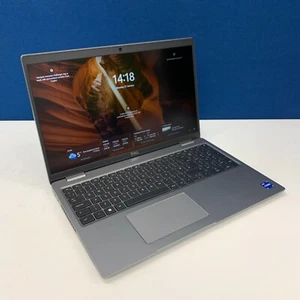 Dell Latitude 5520, i5-1135G7, 16GB RAM, 256GB SSD, Win 11, Scratched Screen - Picture 1 of 9