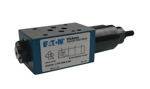 870039 DGMX23PPBWS40 Eaton Vickers by Danfoss Druckminderventil - Picture 1 of 5