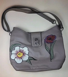 Schultertasche Rosetti Blumen bestickt taupe Kunstleder mit Metallverschluss  - Bild 1 von 14