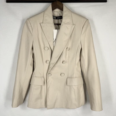 Chaqueta Blazer Zara Imitación Cuero Doble Pecho Gran Tamaño Crema XS Nueva con Etiquetas Foto 1 de 4
