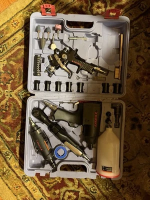 Kit de herramientas neumáticas Husky de 4 herramientas 53 piezas Foto 1 de 2