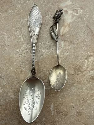 Lote 2 cucharas de recuerdo de ley Catalina Island Fish Turtle C.B&N. Foto 1 de 4