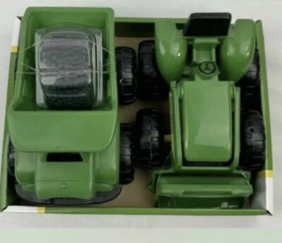 John Deere Dump Truck and Tractor TOMY Sand Toy Plastic New In Box 18 Months+ - Image 1 of 2
