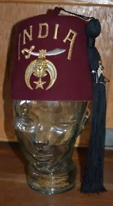 India Shriner Fez Hat with rhinestone crescent moon tassel holder Turin & Co - Picture 1 of 8