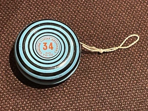 Vintage Genuine Lumar 99 Beginners Yo - Yo - WOOD  - Made In Britain - Picture 1 of 5