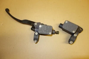 APRILIA SR50 SR 50 inyección 2003-2005 scooter freno cilindros maestros dañados - Imagen 1 de 9